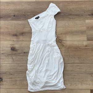 New without tag Bebe dress